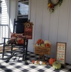 Meet your Posher, Janet